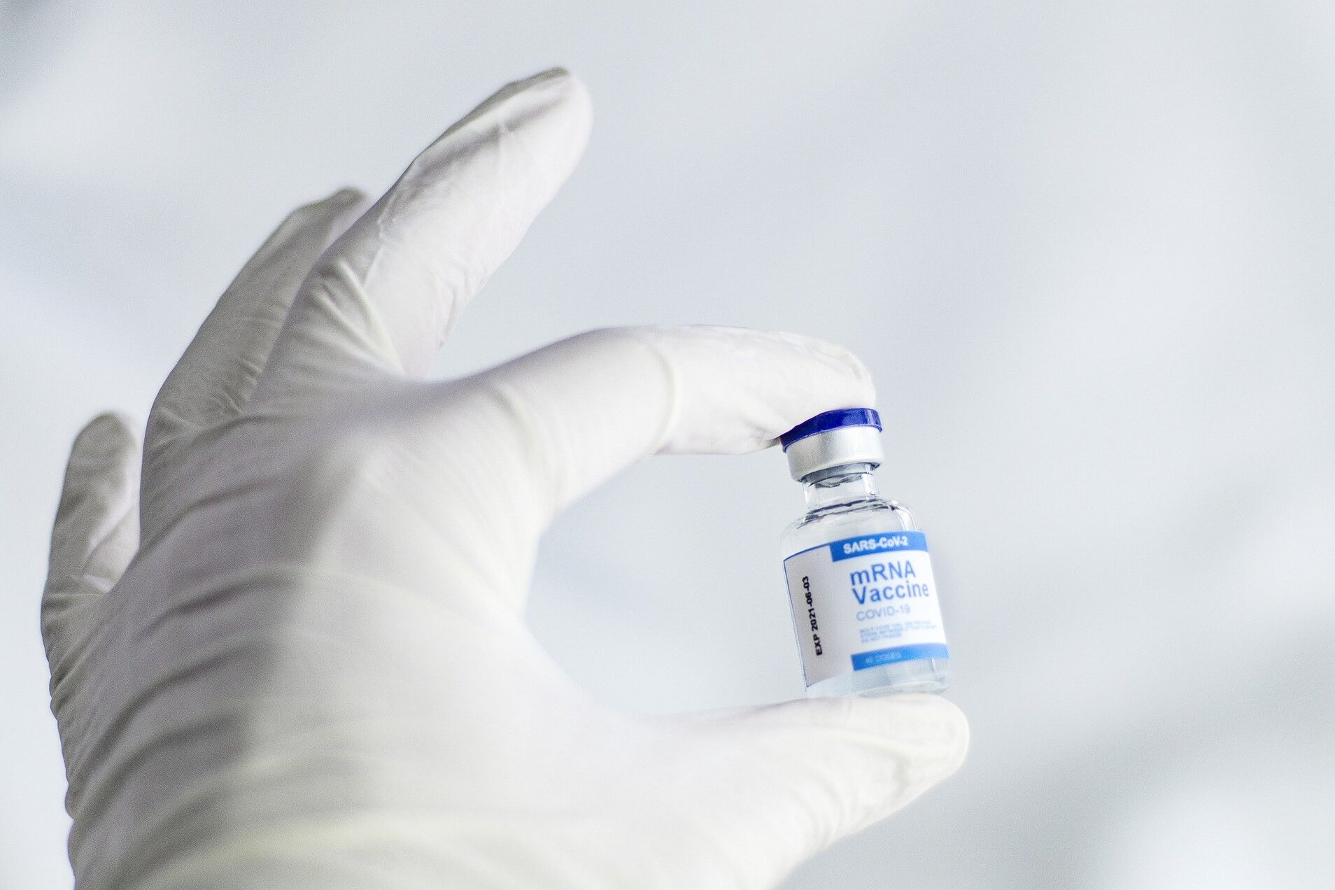 vaccine-6165772_1920
