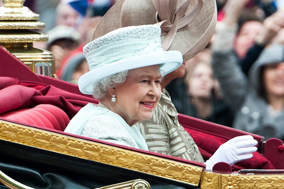 hm-the-queen-1200×800-1-1140×641
