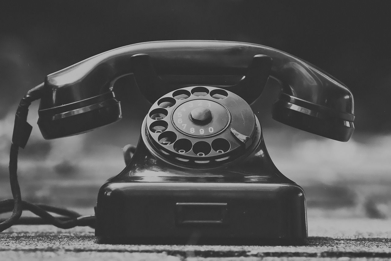 Retro telephone